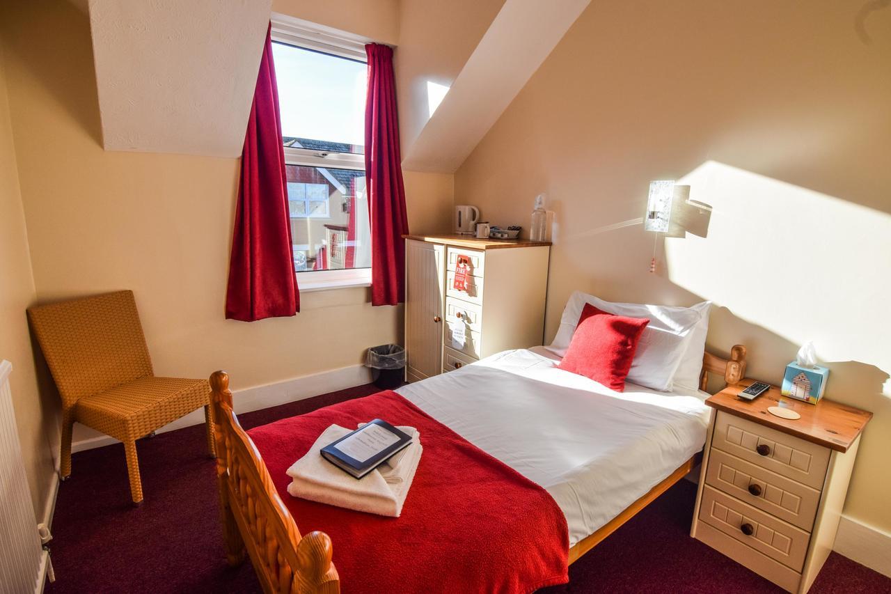Eastbourne Reymar Bed & Breakfast Bagian luar foto
