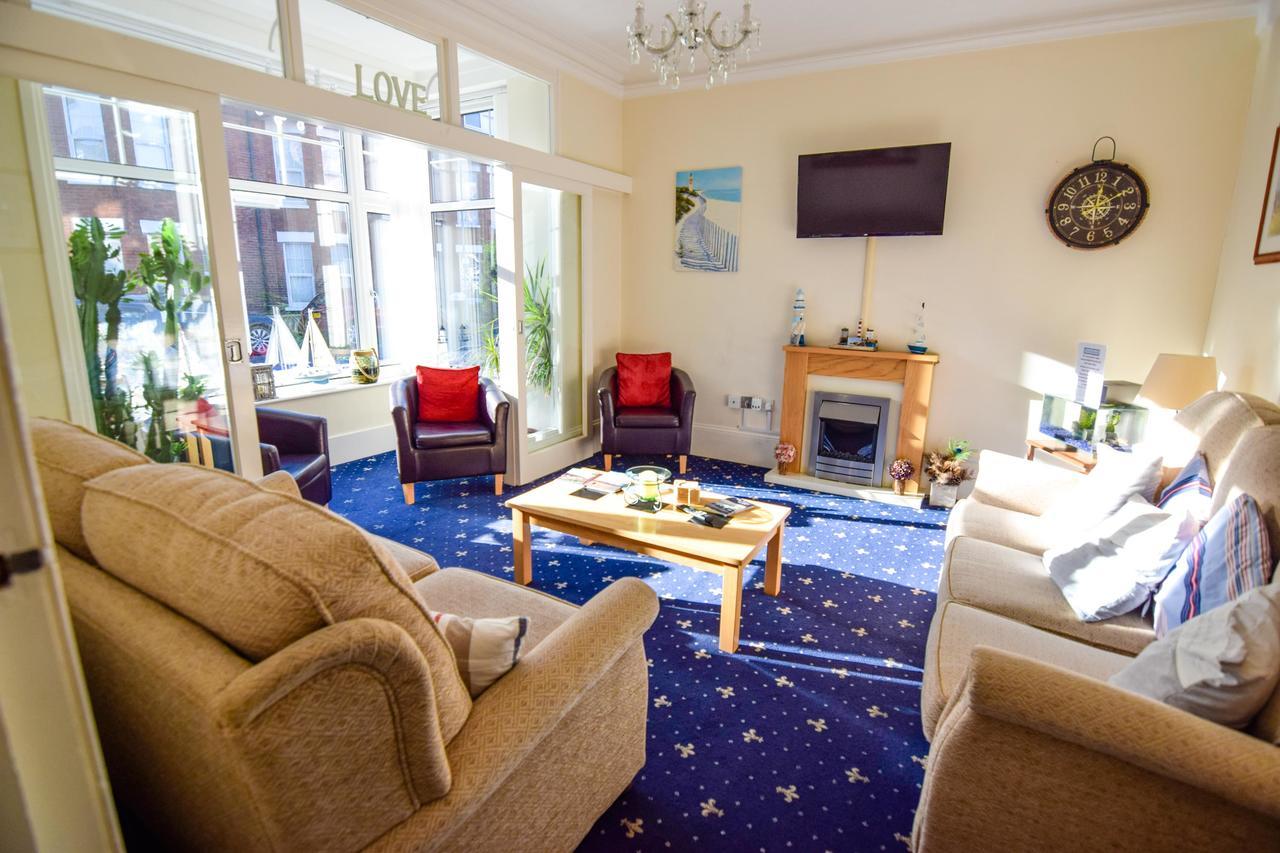 Eastbourne Reymar Bed & Breakfast Bagian luar foto