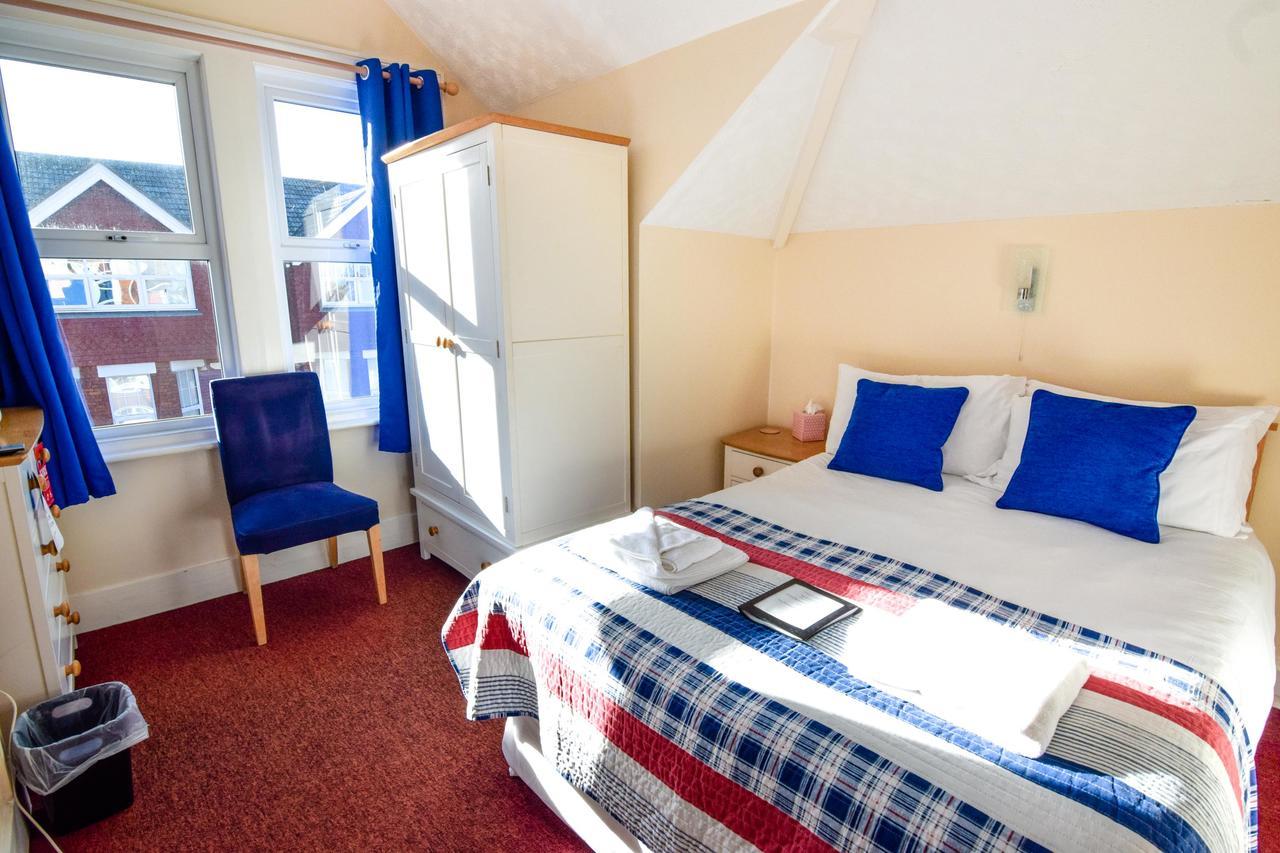 Eastbourne Reymar Bed & Breakfast Bagian luar foto