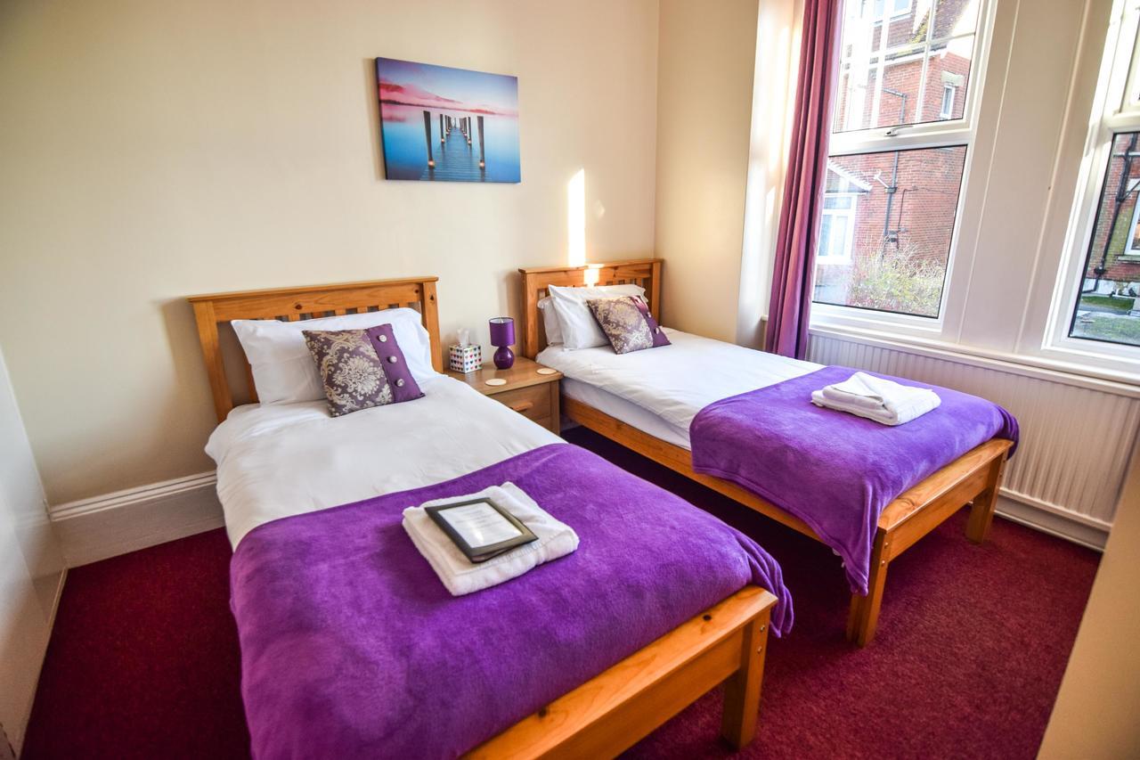 Eastbourne Reymar Bed & Breakfast Bagian luar foto