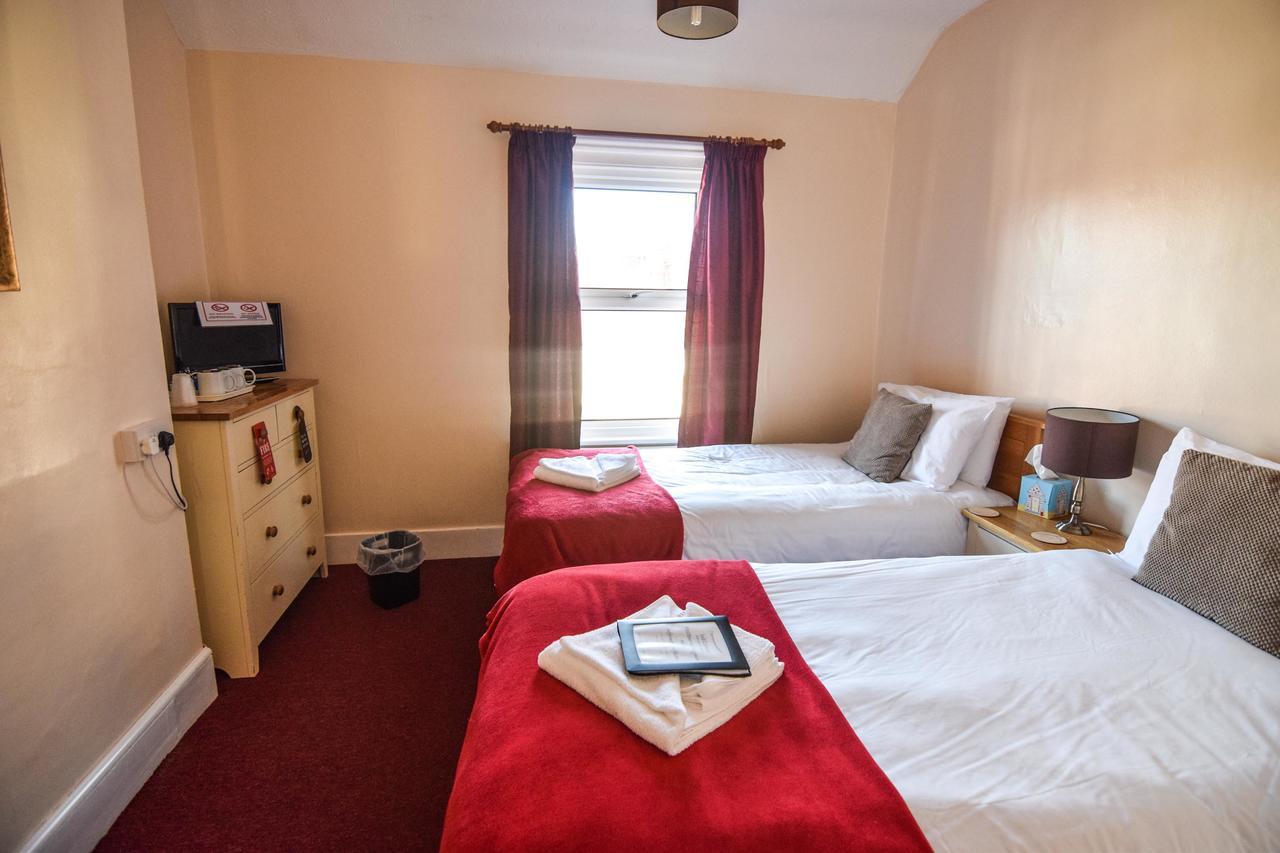 Eastbourne Reymar Bed & Breakfast Bagian luar foto