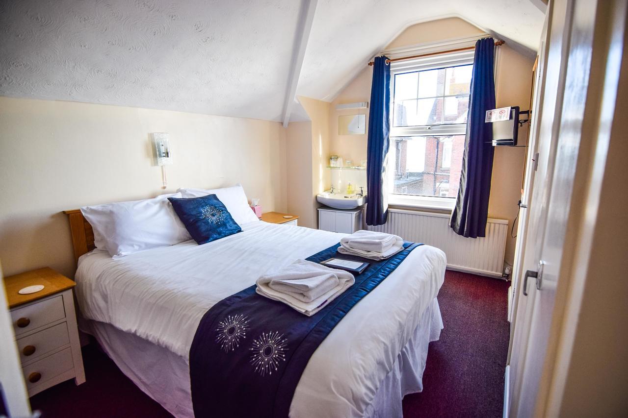 Eastbourne Reymar Bed & Breakfast Bagian luar foto