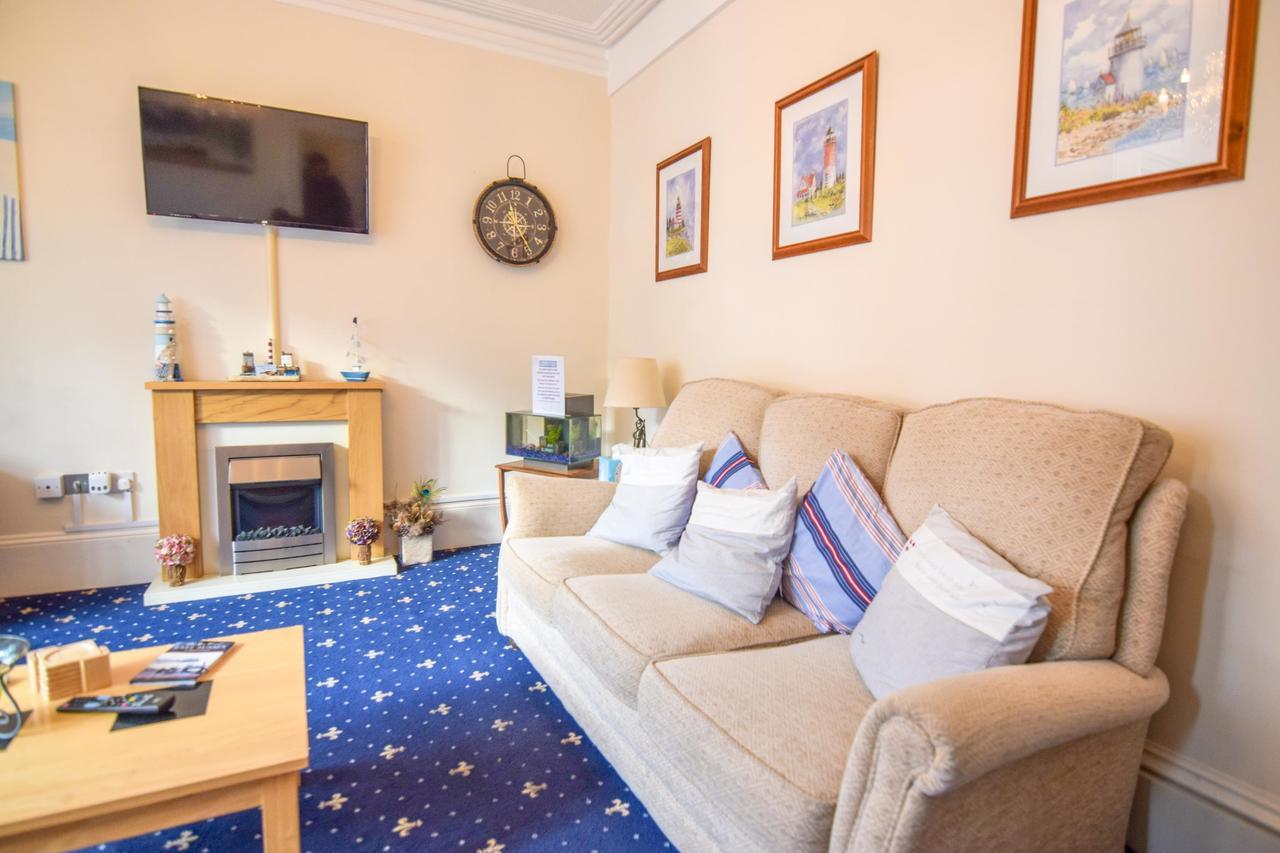 Eastbourne Reymar Bed & Breakfast Bagian luar foto